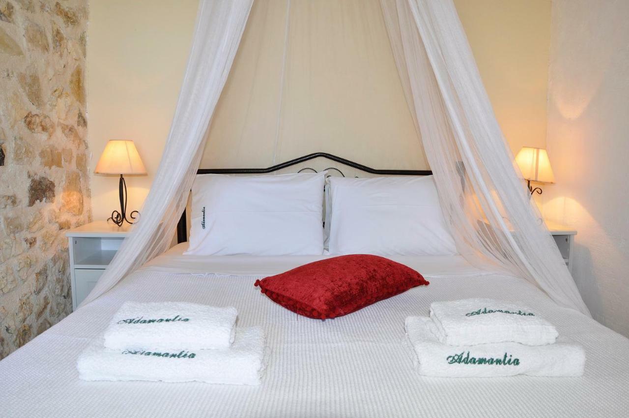 גאיוס Adamantia Hotel מראה חיצוני תמונה