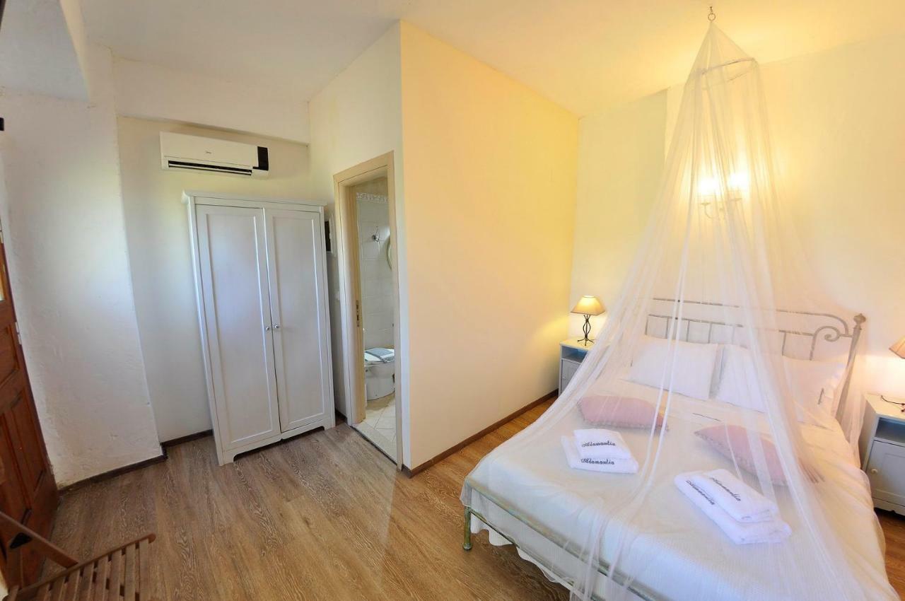 גאיוס Adamantia Hotel מראה חיצוני תמונה